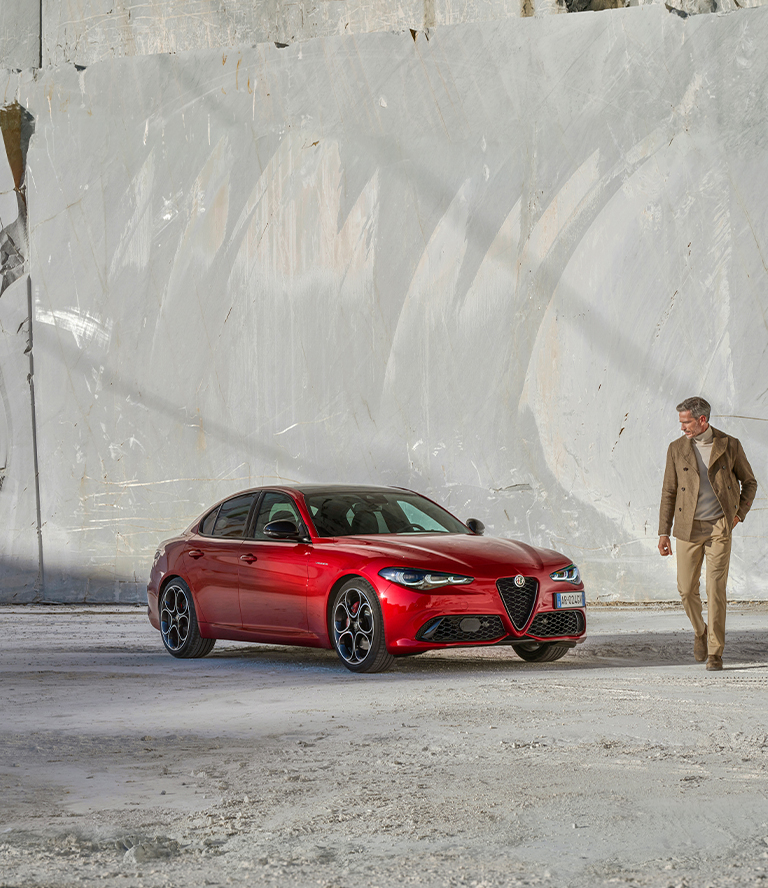 Alfa Romeo - Giulia - Canvas