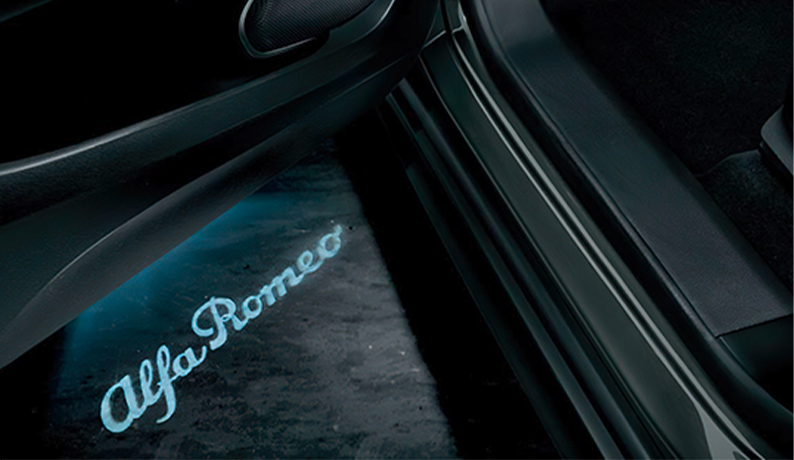 Alfa Romeo Homepage - Content Grid Footer - Acessórios