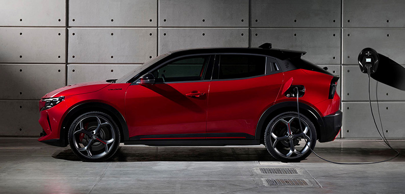 Alfa Romeo Junior - Junior Elettrica - Carregado - Carregamento doméstico